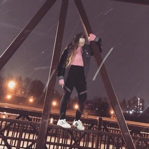 Meet your Posher, Madeline